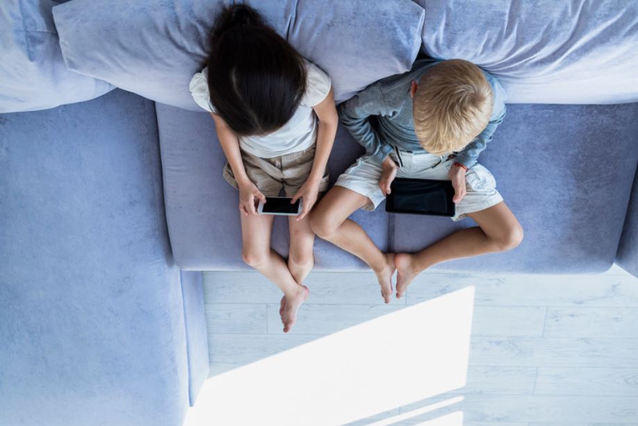 L'impact des écrans dans la famille : un équilibre à trouver